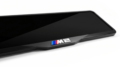 إطار لوحة ترخيص BMW M2 من الأكريليك المقصوص بالليزر - أسود لامع