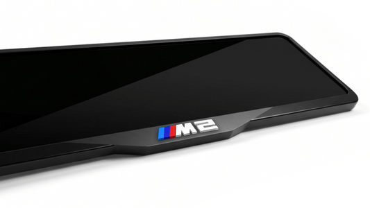 إطار لوحة ترخيص BMW M2 من الأكريليك المقصوص بالليزر - أسود لامع