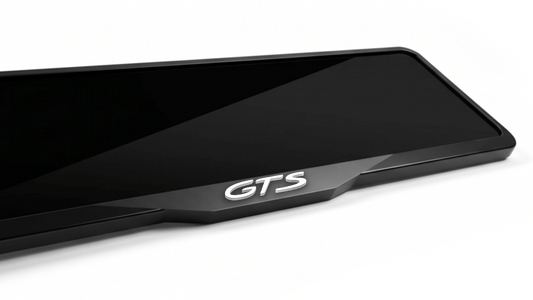 إطار لوحة ترخيص PORSCHE GTS من الأكريليك بقَطْع الليزر - أسود لامع